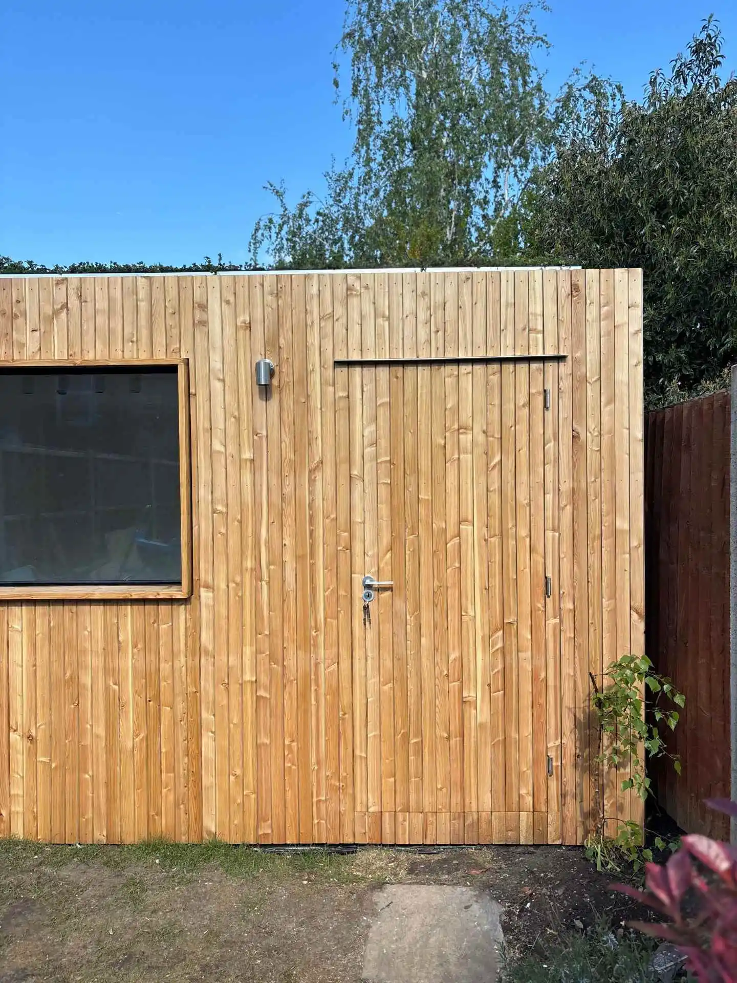 Exterior detail larch clad studio